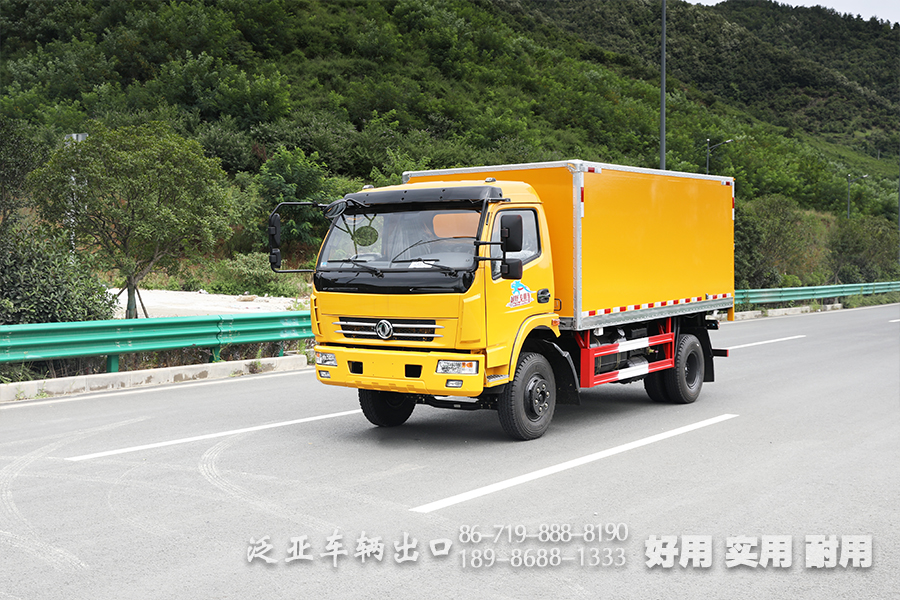 东风4x2轻卡越野厢式车_160马力小型厢式卡车_东风小微卡厢式定制化出口厂家